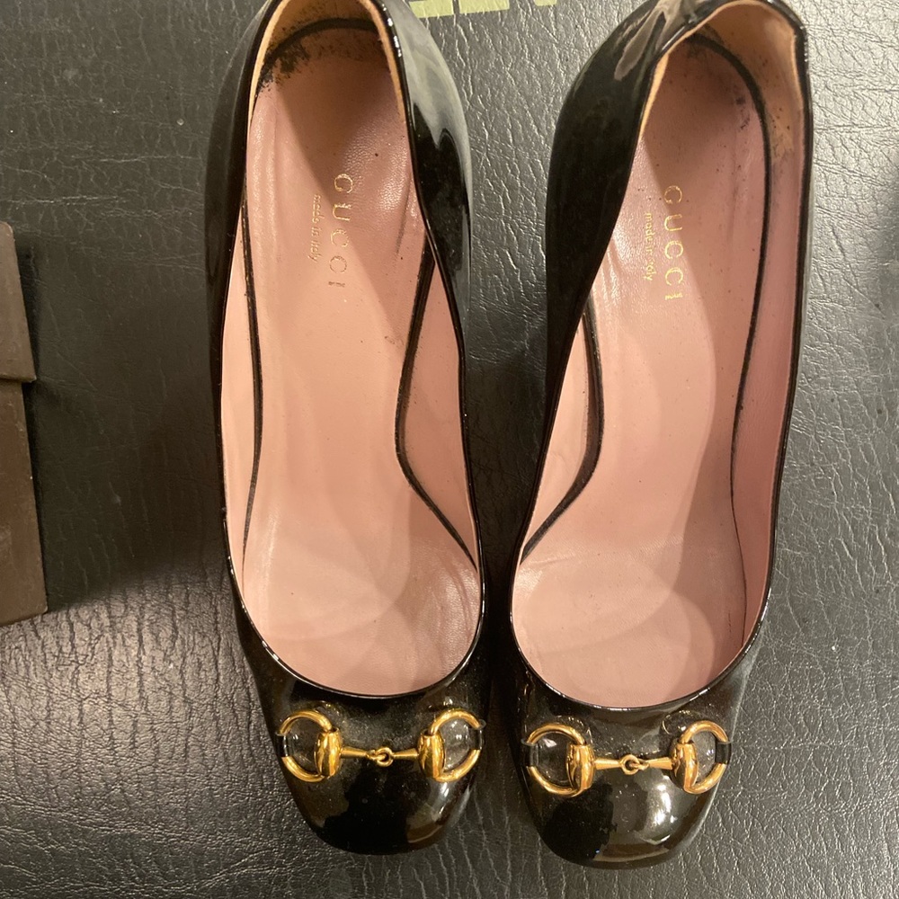 Gucci Authentic black patent leather pumps size 39 regular (8 1/2) 3 1/2” heels.